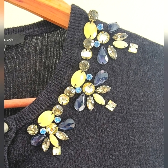 🌻 Ann Taylor Jewel-Neck Cardigan XS - Picture 3 of 4